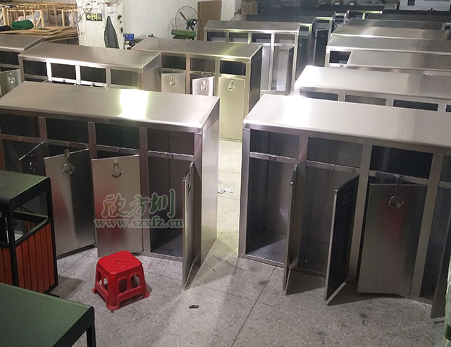 分類(lèi)不銹鋼垃圾桶 首選欣方圳垃圾桶廠(chǎng)家