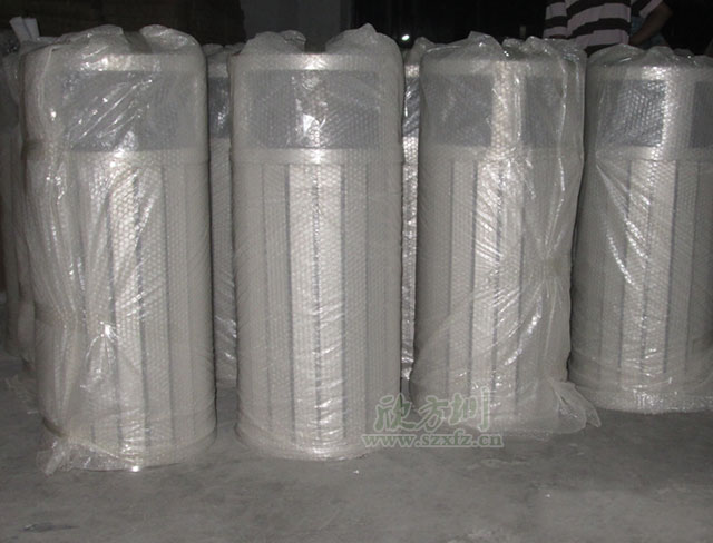 欣方圳鋼木垃圾桶 致力生產(chǎn)最好的環(huán)衛(wèi)設施