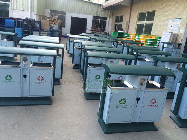 涪陵區采購欣方圳鋼制戶外垃圾桶 投入到24個鄉鎮使用