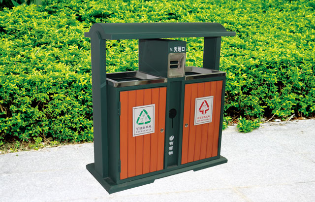 景區(qū)鋼木環(huán)保分類垃圾箱戶外擺放效果圖